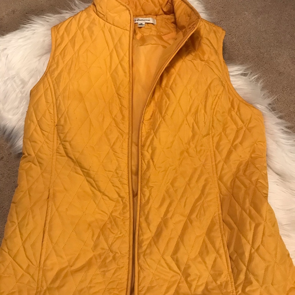 Croft and barrow vest
